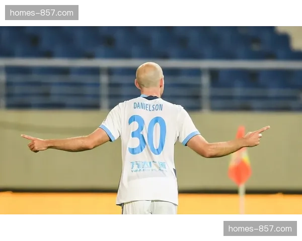 津门虎防线重组迫在眉睫，科尔多瓦伤缺考验教练组智慧